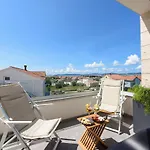 Luxury N Apartamento Zadar